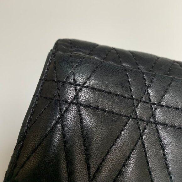 Vintage Marc Jacobs Black Quilted Leather Convertible Long Wallet - Picture 9 of 11